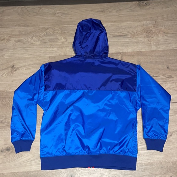 Nike Windbreaker - Picture 2 of 5